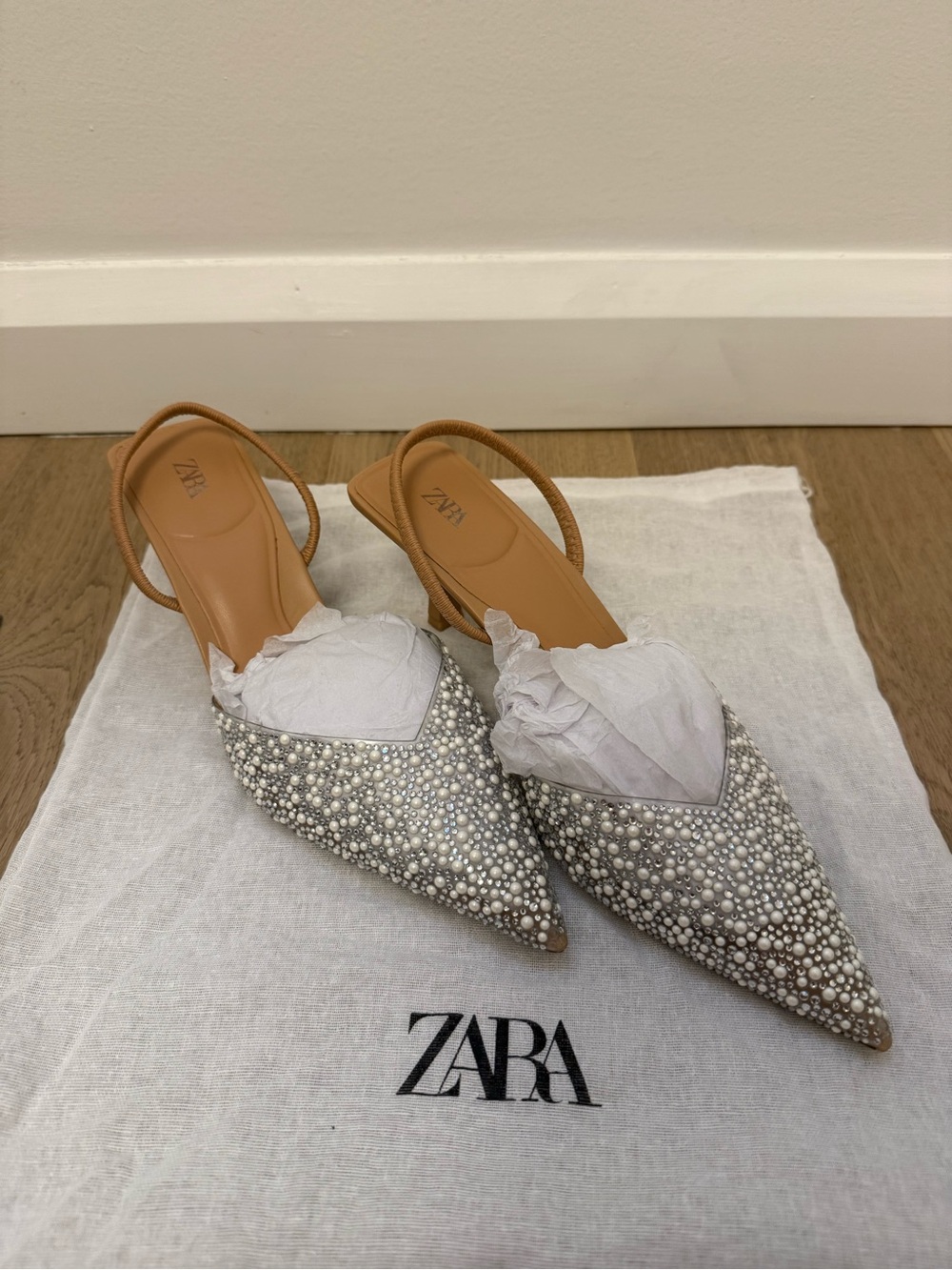 Zara Pearl-Embellished Pointed Slingback Shoes in Silver and Tan